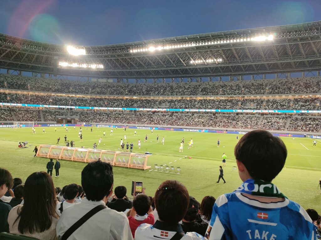 サッカー観戦